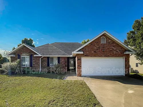 3752 W Maplewood St Photo 1