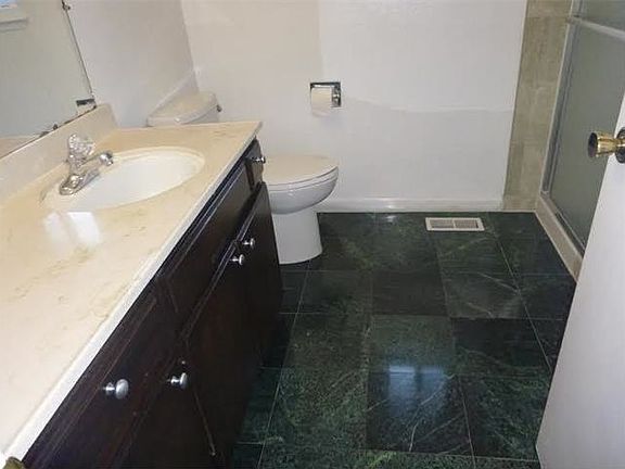 5th image of 5685 Cahalan Ave