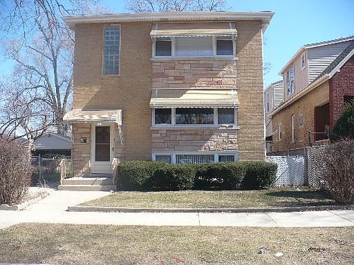 1st image of 2527 N Montclare Ave