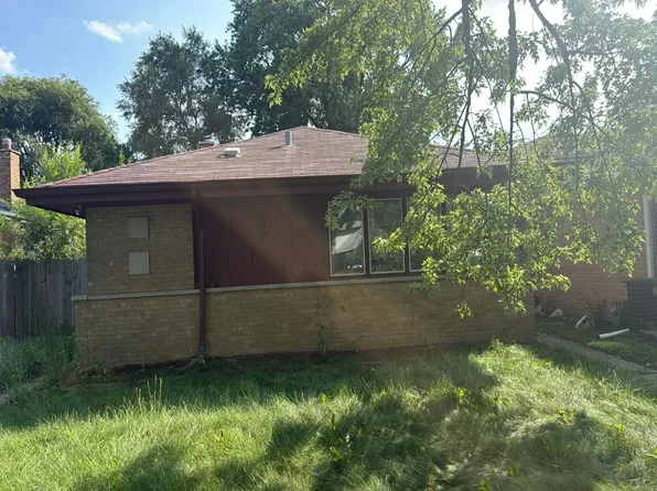 14872 Shepard Dr, Dolton, IL 60419