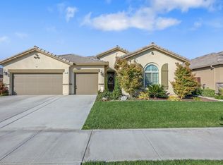 3552 W Vine Ave, Visalia, CA 93291