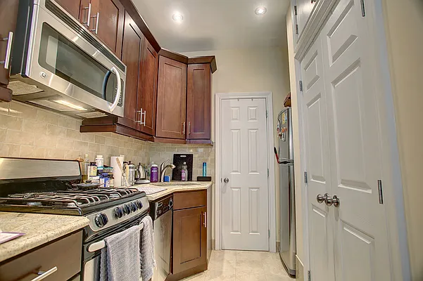 Rented by Corcoran | media 4