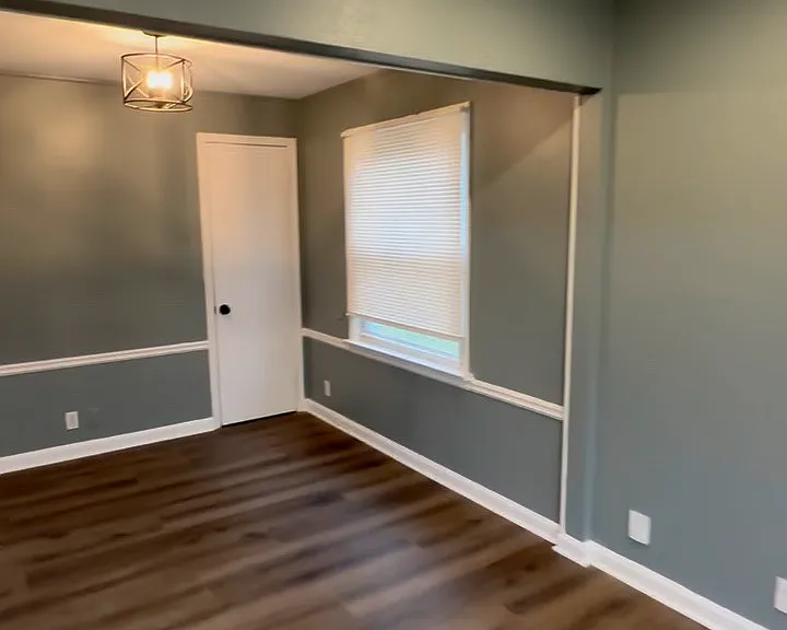 2017 Bainbridge Dr — Photo 5