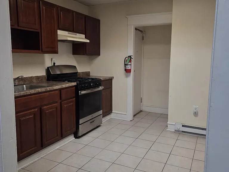 4104 Maple Ave #2 — Photo 1