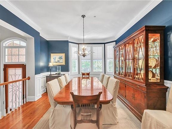 4th image of 1037 Emory Parc Pl