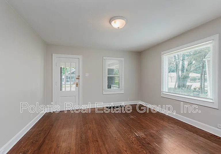 6222 Kingsley Dr — Photo 3