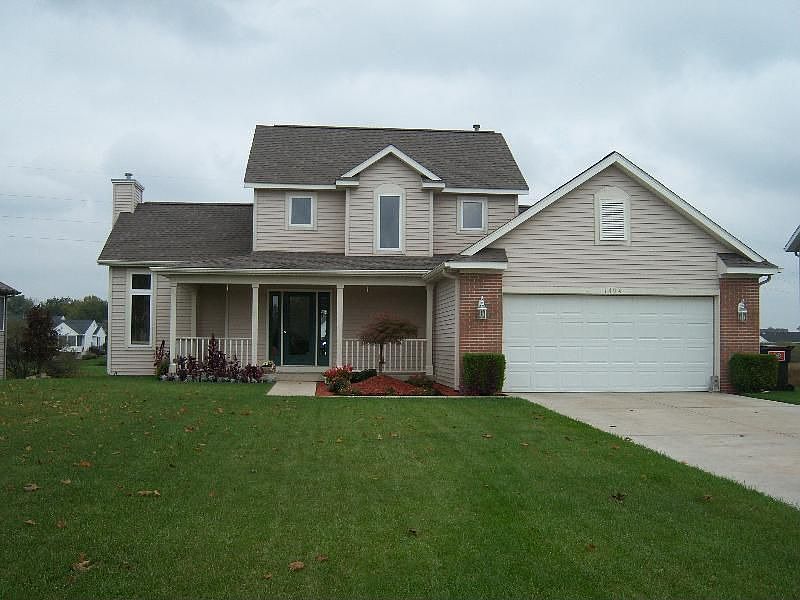 2nd image of 1494 Woodfield Dr