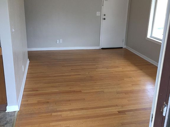 4th image of 1732 Remington Ave #2