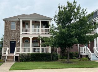 631 N Rupple Rd, Fayetteville, AR --