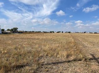 3627 S Progressive Rd, Hereford, TX 79045