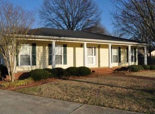 903 Corley Dr SE, Huntsville, AL 35802