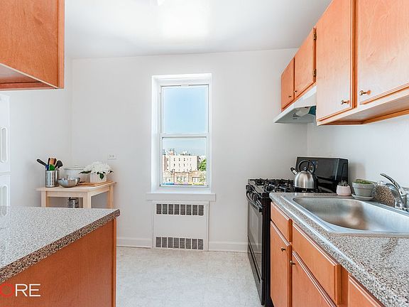 3rd image of 33-16 82nd St APT 5G