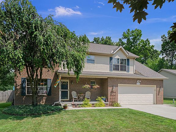 4th image of 462 Bristol Dr