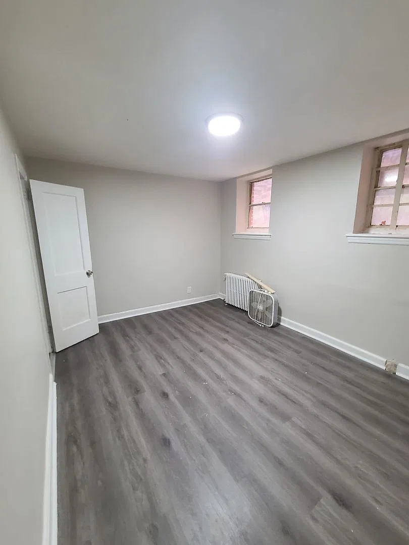 Rockland Apartments — Photo 2