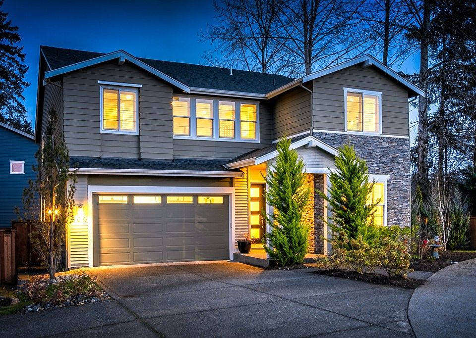 1st image of 500 233rd Ave NE