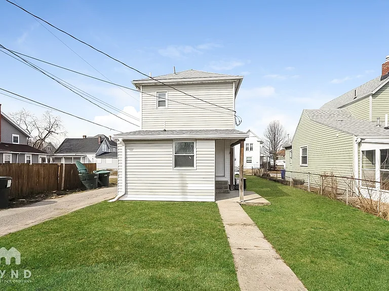 1276 Wager St — Photo 14