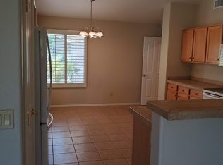 2215 E Bluejay Vista Ln, Green Valley, AZ 85614