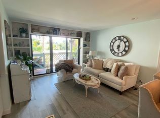 100 Blair Rd APT E4, Saint Simons Island, GA 31522