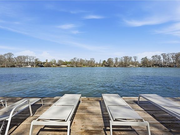 3rd image of 384 Rancho Rd