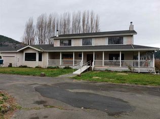 70 Cedar St, Klamath, CA 95548