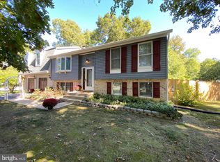 1700 Pin Oak Dr, Waldorf, MD 20601