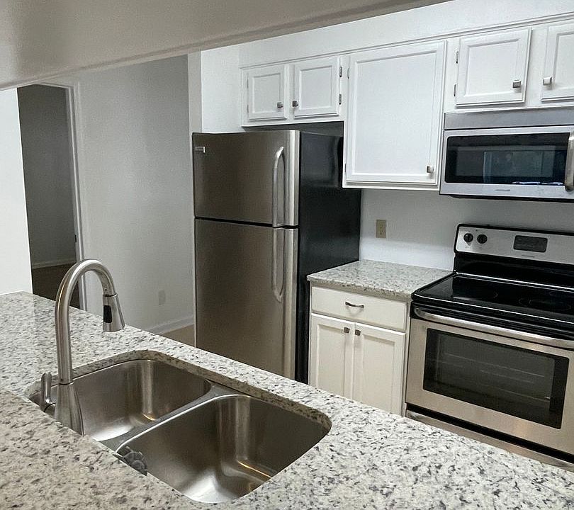 1st image of 200 Sandestin Ln APT 403
