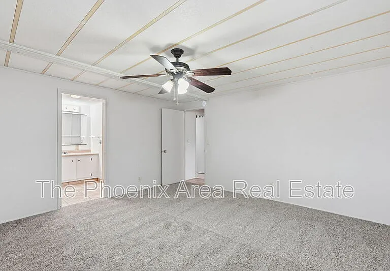 2431 N Higley Rd — Photo 21
