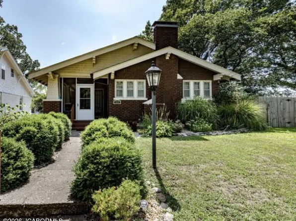 1004 Fairmount Ct, Jefferson City, MO 65101