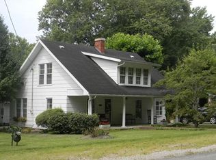 2729 Ky Route 40 W, Staffordsville, KY 41256