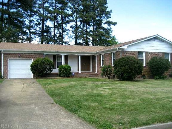 2nd image of 1206 Lakeview Dr