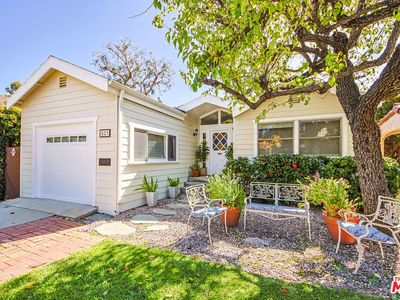 823 Wellesley Ave, Los Angeles, CA, 90049