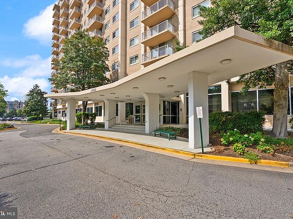 2nd image of 1225 Martha Custis Dr APT 819