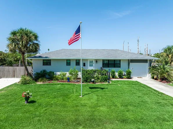 313 Robin Ln, Mexico Beach, FL 32456