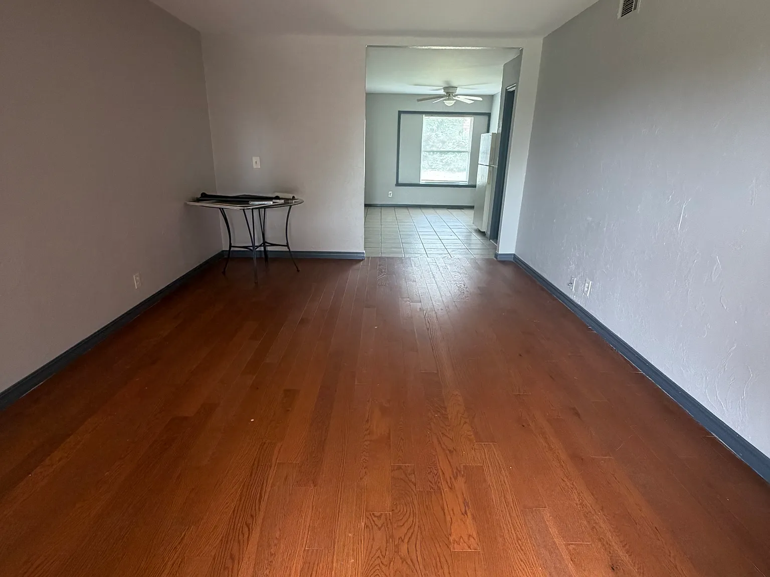 3 bed, 1044 sqft, $1,350 — Photo 2