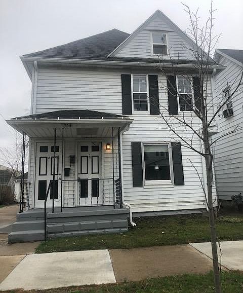 1st image of 734 Crosby St NW #2
