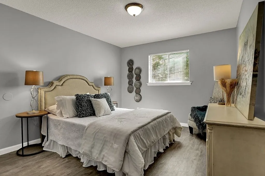 2 bed, 765 sqft, $1,050 — Photo 3