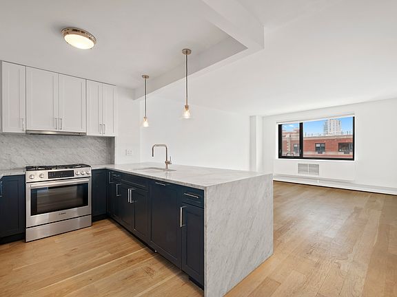 4th image of 1325 5th Ave APT 6G