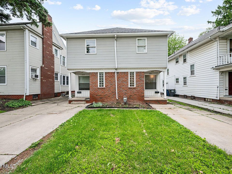 1st image of 2115 Wyndhurst Rd
