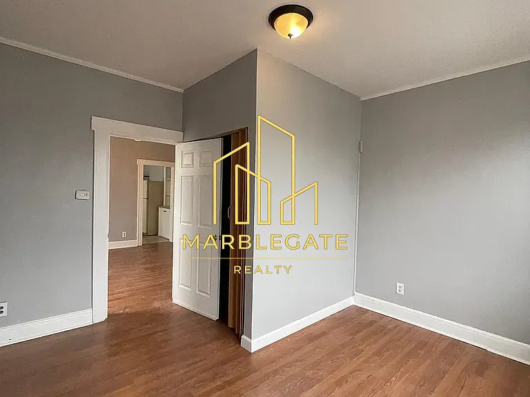 732 S 20th St #2RR — Photo 3
