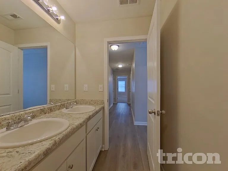 418 Daffodil Dr — Photo 15