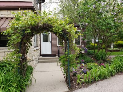 117 W Bolivar Ave, Milwaukee, WI, 53207
