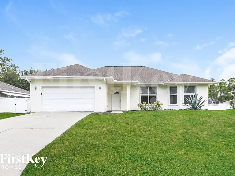 4511 Jaslo Ave — Photo 1