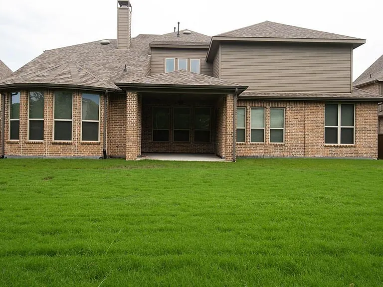 879 Grassy Shore Ct — Photo 16