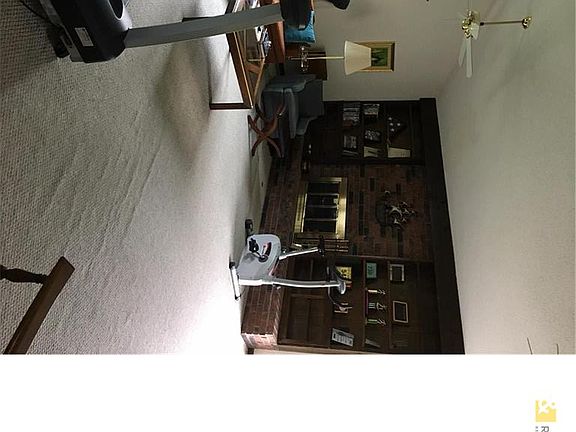 5th image of 109 Woodbridge Ln