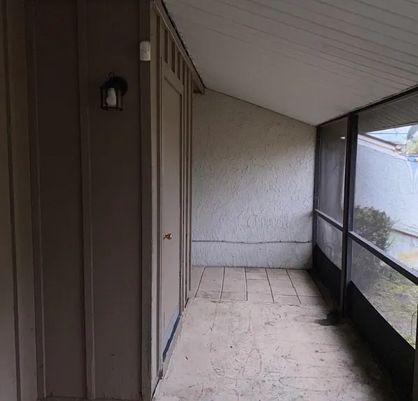 479 Prestwick Pl — Photo 24