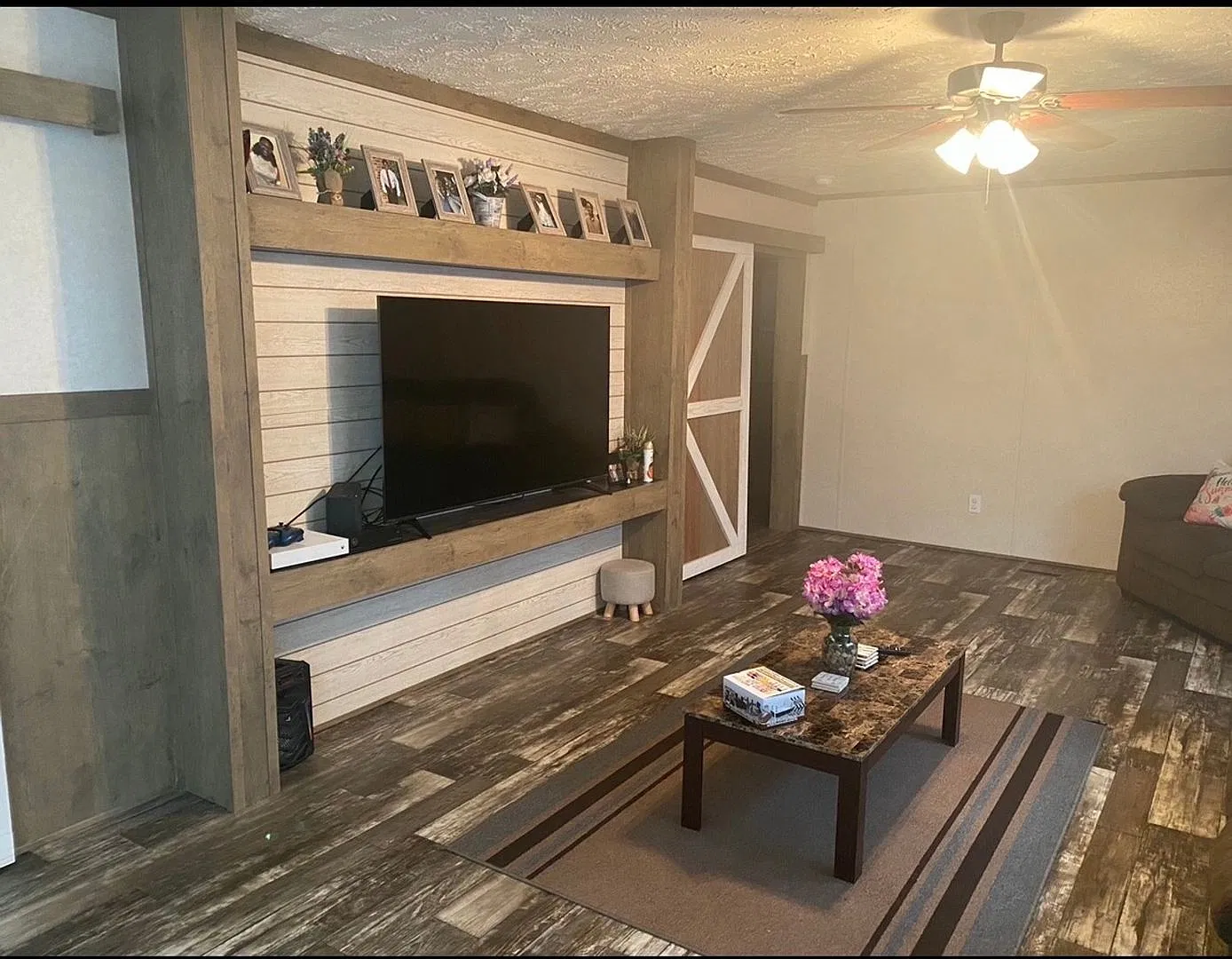 Spacious 4BR House in White Castle — Photo 4