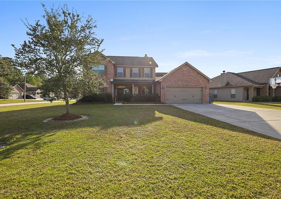 1st image of 460 Autumn Haven Cir