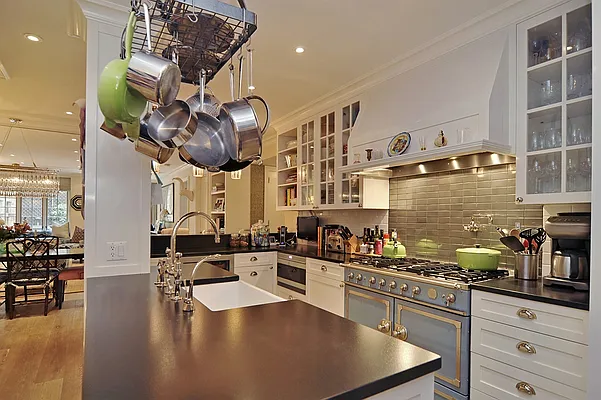 Sold by Corcoran | media 13