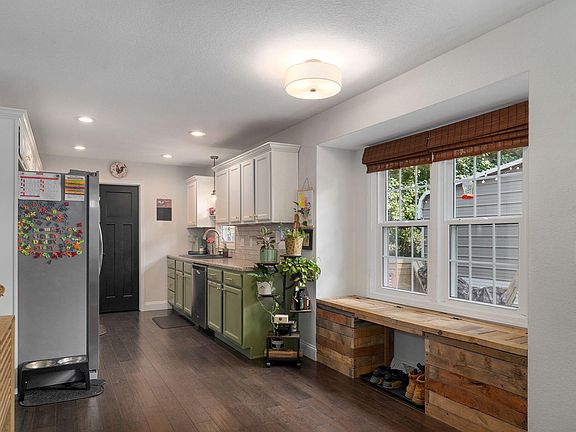4th image of 7020 W Farm Road 182
