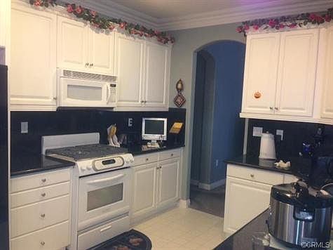 4th image of 452 Casper Dr